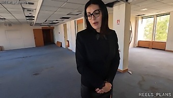 Real Estate Agent Cheats With Fake Clients And Receives Anal Sex In The Office